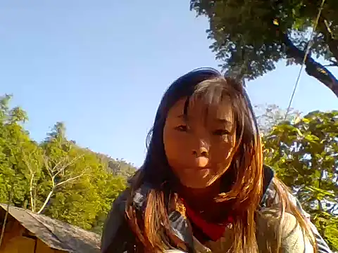 Snapshot of Jane_volv chatting on 11-28-25, 01:19 Jane volv online show from 11-28-25, 01:19