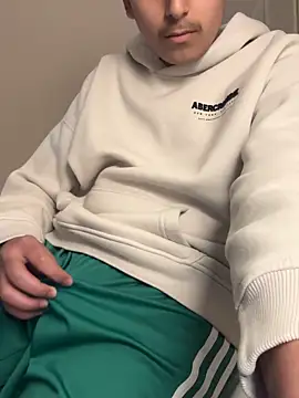 Snapshot of bemjmen chatting on 10-11-25, 09:35 bemjmen online show from 10-11-25, 09:35