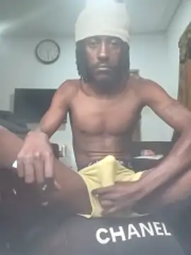 Snapshot of FilmableAntonym chatting on 12-03-25, 02:59 FilmableAntonym online show from 12-03-25, 02:59