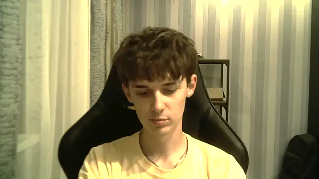 Snapshot of Hoot_Dude_ chatting on 11-26-25, 03:13 Hoot Dude online show from 11-26-25, 03:13