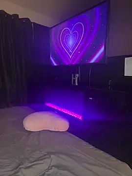 YeahhhitsBreezy online show from 01-19-26, 03:21