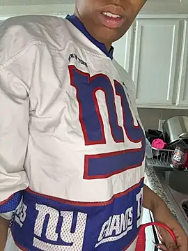 YeahhhitsBreezy online show from 02-08-26, 06:55