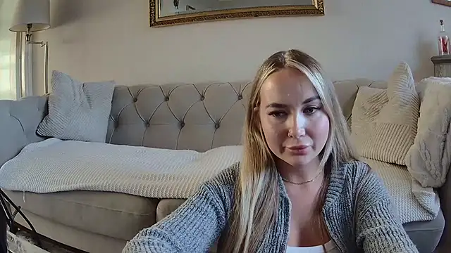 BarbieDolly x online show from 10-06-25, 04:37