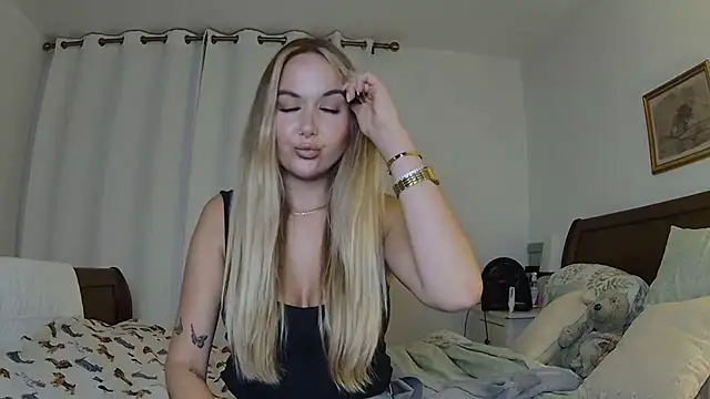 BarbieDolly x online show from 10-18-25, 07:14