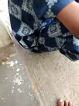 Snapshot of ARTIR1 chatting on 11-03-25, 10:16 ARTIR1 online show from 11-03-25, 10:16