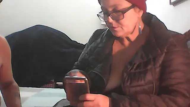 Snapshot of DOLCECOPPIA2025 chatting on 10-23-25, 11:46 DOLCECOPPIA2025 online show from 10-23-25, 11:46