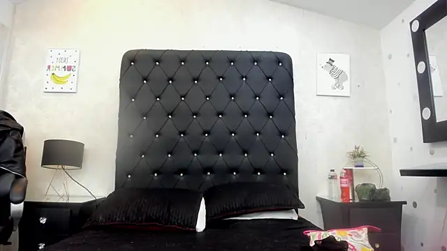 alana johnson 0 online show from 04-22-26, 12:39