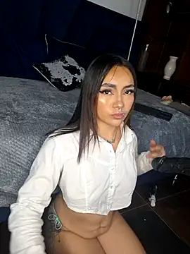 Snapshot of Brigith24 chatting on 10-01-25, 03:45 Brigith24 online show from 10-01-25, 03:45