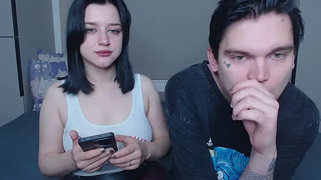 Snapshot of jackoffjillss chatting on 09-26-25, 06:23 jackoffjillss online show from 09-26-25, 06:23