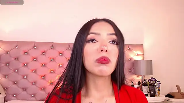 Snapshot of Liv20_ chatting on 12-01-25, 12:48 Liv20 online show from 12-01-25, 12:48