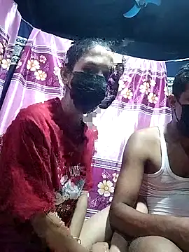 Snapshot of Mariya-3 chatting on 11-08-25, 07:01 Mariya-3 online show from 11-08-25, 07:01