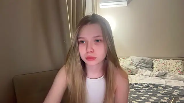 CandysRose online show from 04-26-26, 06:49
