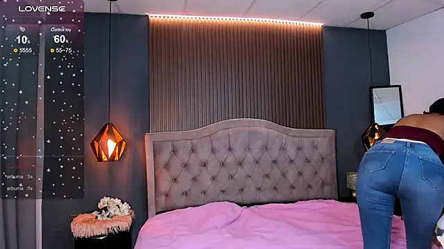 Tiffany  charm  online show from 11-16-25, 03:12