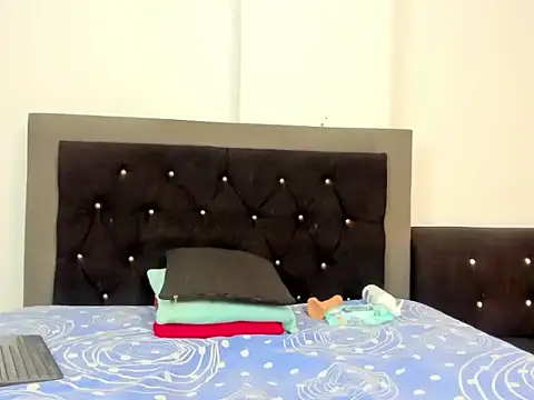 vfridaper online show from 03-03-26, 01:17