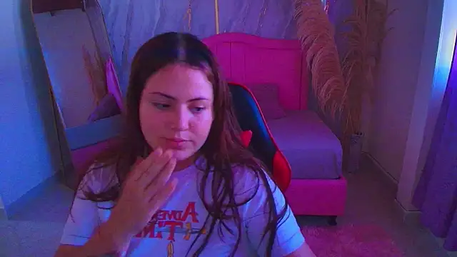 salmaa 27 online show from 10-21-25, 02:18