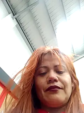 Snapshot of Tiffany-Parker_ chatting on 10-10-25, 12:59 Tiffany-Parker online show from 10-10-25, 12:59