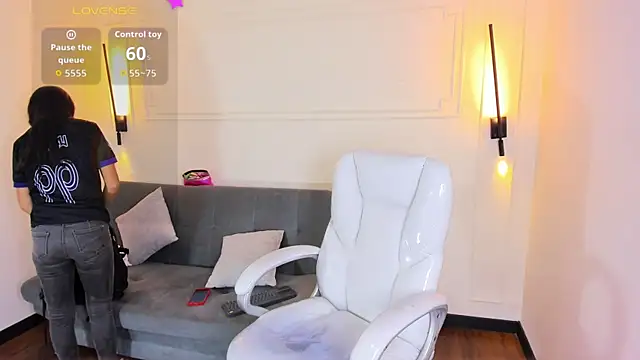 Nathaly  Rosse online show from 09-26-25, 02:59