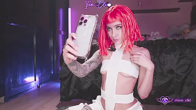 Snapshot of Iam_elii1 chatting on 11-12-25, 12:11 Iam elii1 online show from 11-12-25, 12:11