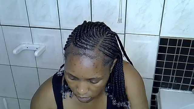 Snapshot of Bellabootie chatting on 11-22-25, 07:57 Bellabootie online show from 11-22-25, 07:57