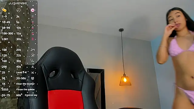 ALAHIACRUZ1 online show from 04-18-26, 07:29