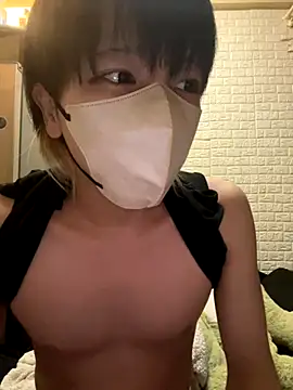 Snapshot of tora3220 chatting on 10-10-25, 12:48 tora3220 online show from 10-10-25, 12:48