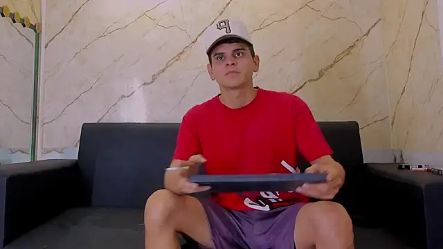 liam coleman25 online show from 01-15-26, 05:12