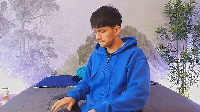 Axel Draven online show from 12-19-25, 11:28