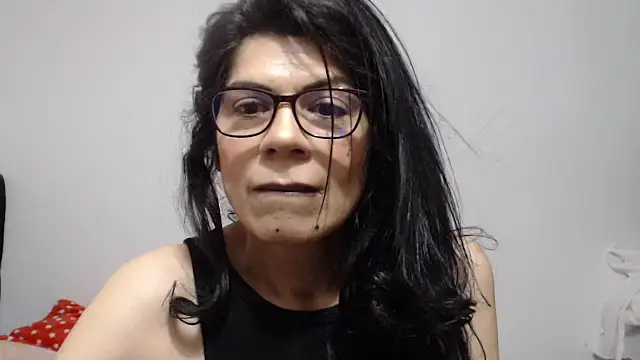 Snapshot of abrilsex23 chatting on 11-27-25, 08:11 abrilsex23 online show from 11-27-25, 08:11