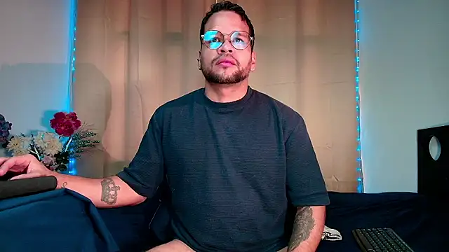 LucasGaeel online show from 02-02-26, 02:49