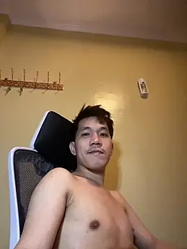 asian guy 69 online show from 12-17-25, 02:01