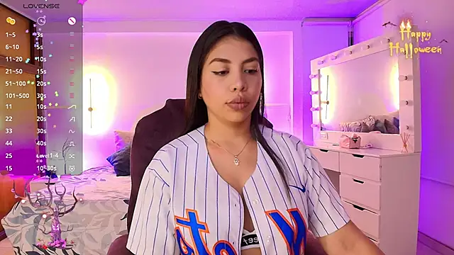 kloe28 online show from 10-14-25, 03:40