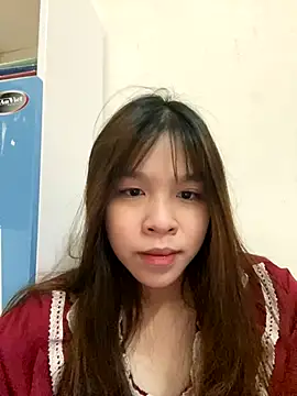 Snapshot of Hanaa07_ chatting on 10-18-25, 12:35 Hanaa07 online show from 10-18-25, 12:35