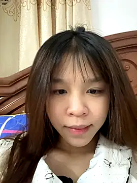 Snapshot of Hanaa07_ chatting on 12-05-25, 03:15 Hanaa07 online show from 12-05-25, 03:15