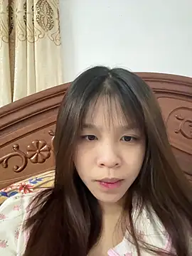 Snapshot of Hanaa07_ chatting on 12-14-25, 01:44 Hanaa07 online show from 12-14-25, 01:44