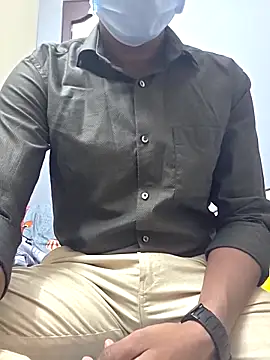 Snapshot of handsome_blg_tam chatting on 10-16-25, 05:41 handsome blg tam online show from 10-16-25, 05:41