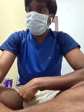 Snapshot of handsome_blg_tam chatting on 11-13-25, 09:19 handsome blg tam online show from 11-13-25, 09:19