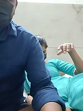 Snapshot of jaan_jaanvii chatting on 09-28-25, 02:44 jaan jaanvii online show from 09-28-25, 02:44