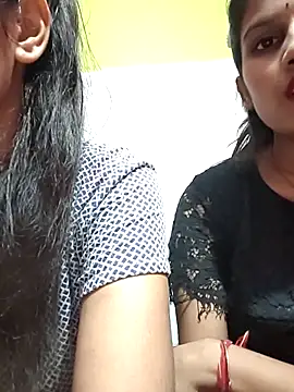 Snapshot of jaan_jaanvii chatting on 10-07-25, 04:26 jaan jaanvii online show from 10-07-25, 04:26