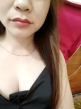 Girl Shy2000 online show from 10-04-25, 07:17