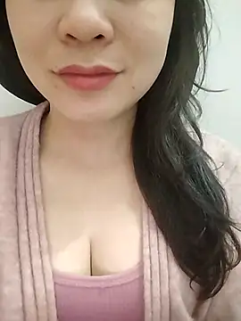 Girl Shy2000 online show from 01-10-26, 07:54