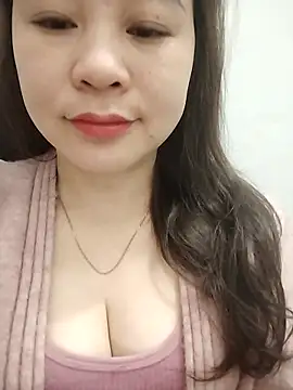 Girl Shy2000 online show from 02-20-26, 12:07