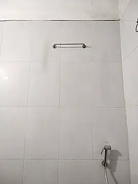 Ilhaamgrey online show from 10-04-25, 09:02