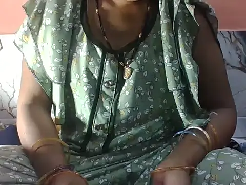 Snapshot of RINA_RANI_0 chatting on 10-24-25, 02:57 RINA RANI 0 online show from 10-24-25, 02:57