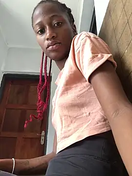 Snapshot of Caramel102004 chatting on 03-26-26, 12:22 Caramel102004 online show from 03-26-26, 12:22