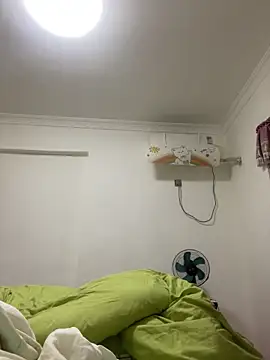 Snapshot of Xdouyaa chatting on 10-04-25, 03:43 Xdouyaa online show from 10-04-25, 03:43