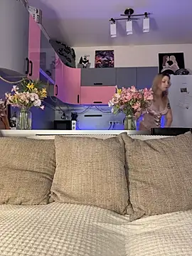 Crystal Neko online show from 05-06-26, 10:59