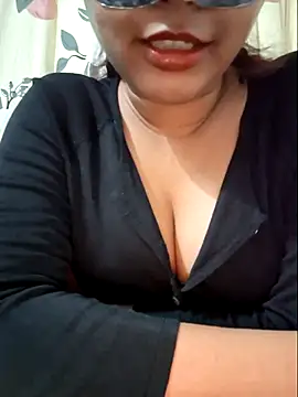 Kate143Kevin online show from 09-28-25, 07:19