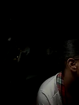 Snapshot of DarkFantisyxx chatting on 10-28-25, 10:45 DarkFantisyxx online show from 10-28-25, 10:45