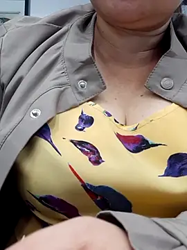 Kimkhaepretty online show from 11-17-25, 05:35