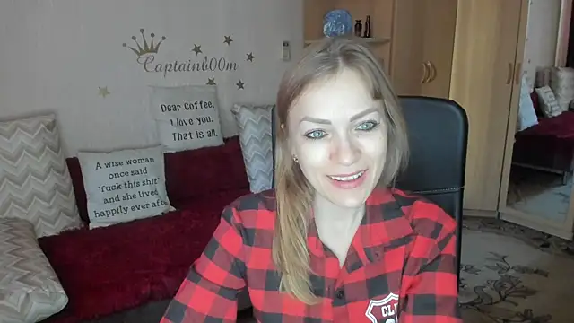 Tiffany Bates online show from 09-29-25, 09:47